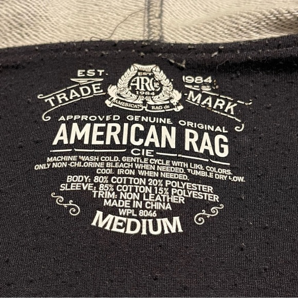 American Rag Men’s Gray and Black Hooded Jacket Size Medium - Picture 6 of 7